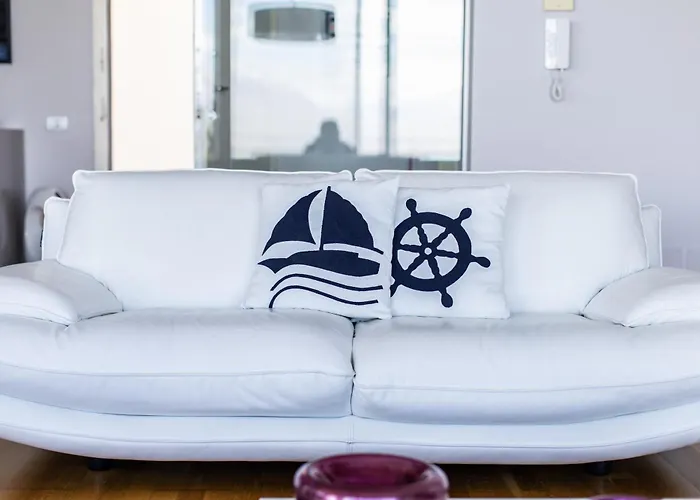 Sunrise - The Twin By Pikhost