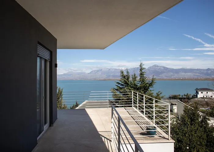 Sunrise - The Twin By Pikhost *