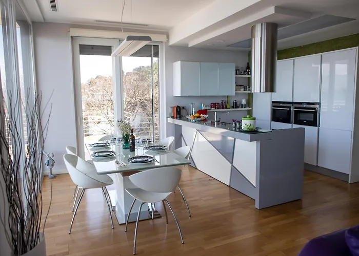 Sunrise - The Twin By Pikhost * Široka