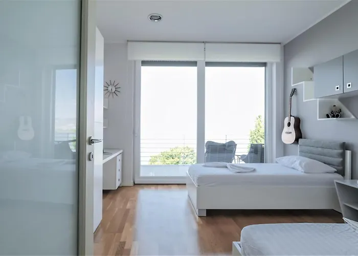 Sunrise - The Twin By Pikhost * Široka