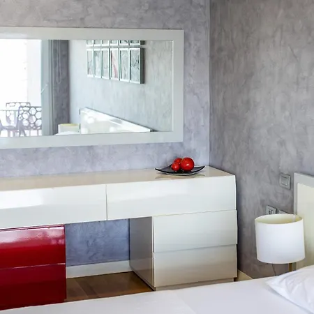 Sunrise - The Twin By Pikhost *