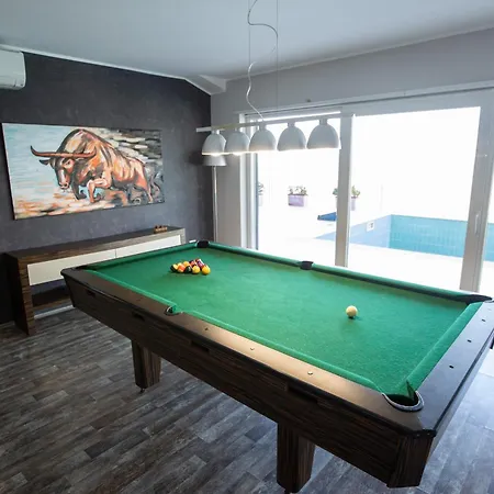 Sunrise - The Twin By Pikhost Villa *