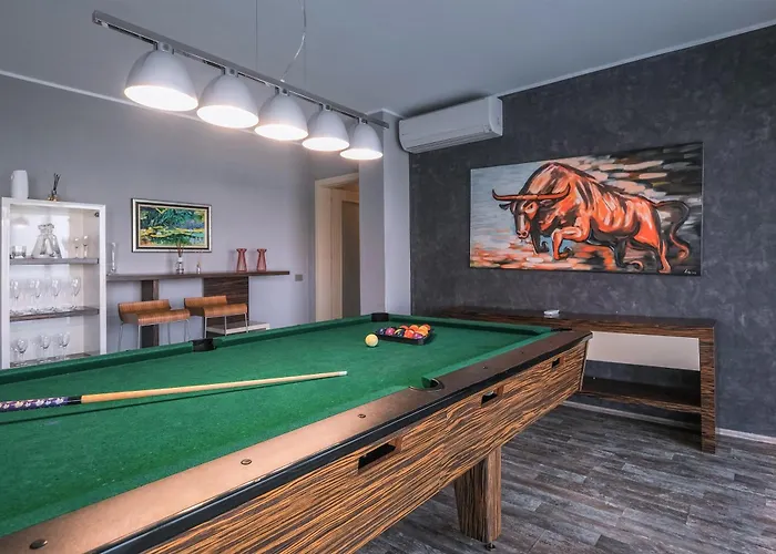 Sunrise - The Twin By Pikhost Široka